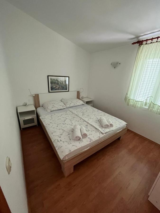 Apartments And Rooms Markovski Palit 외부 사진