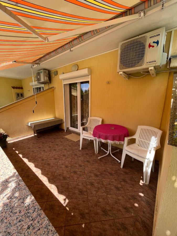 Apartments And Rooms Markovski Palit 외부 사진