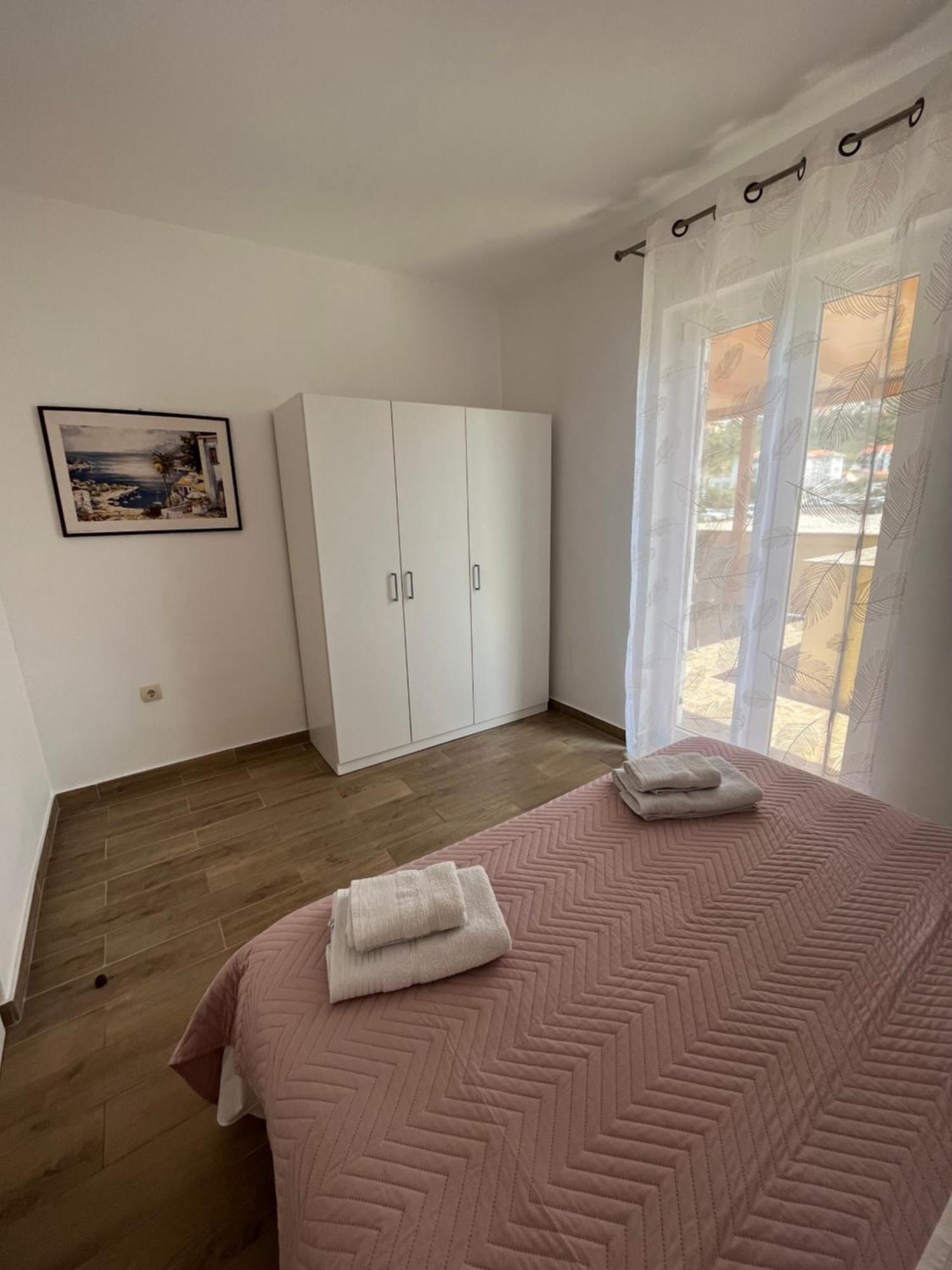 Apartments And Rooms Markovski Palit 외부 사진